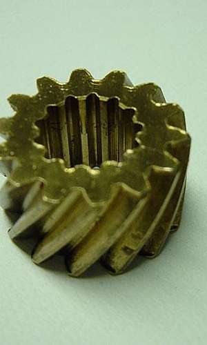 Engrenagens cilíndricas de dentes helicoidais Engrenagens cilíndricas de dentes helicoidais
